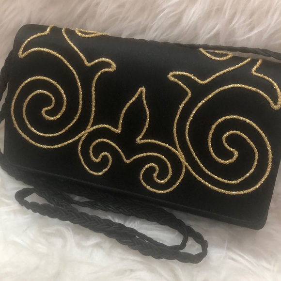 Givenchy Paris Crossbody Bag / Clutch - Picture 2 of 8